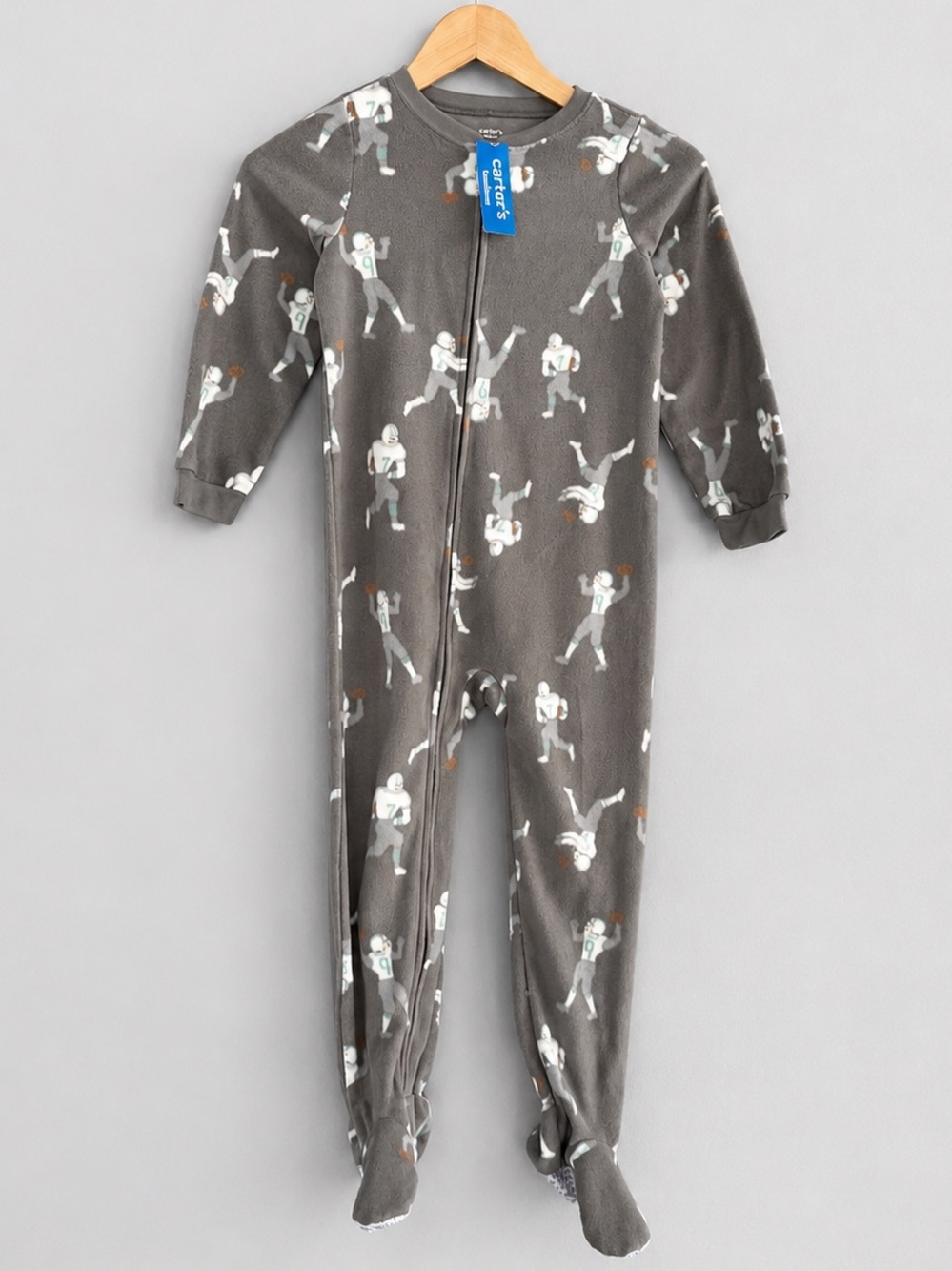 ๐5 for $45๐ NWT Carters fleece footed pajama boys size 6